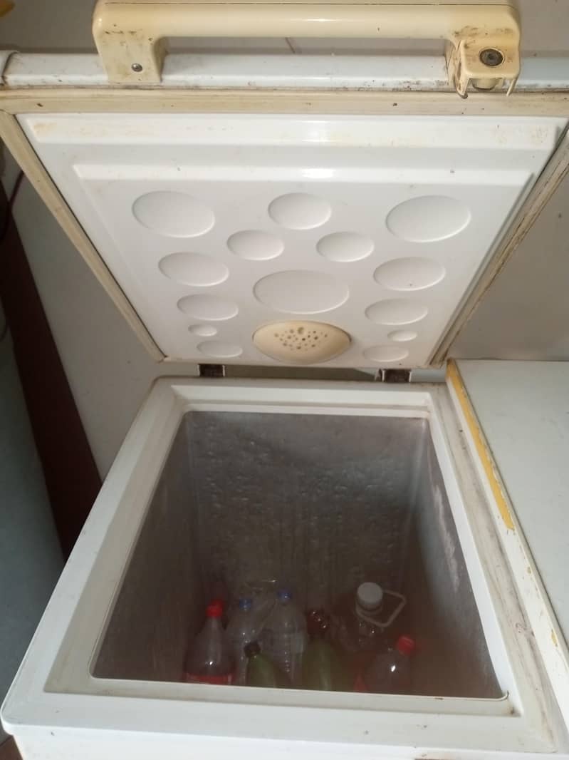 2 Door deep freezer 1