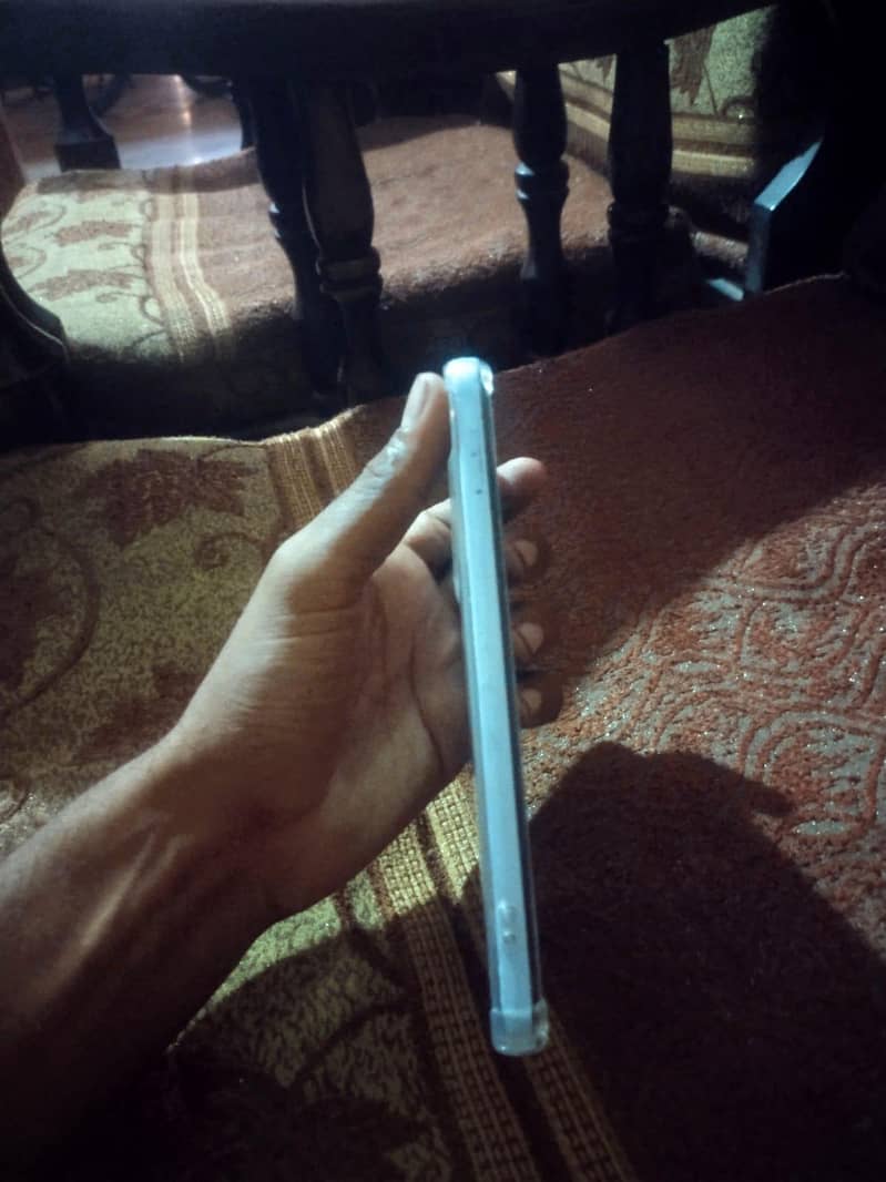 Tecno Camon 19 4