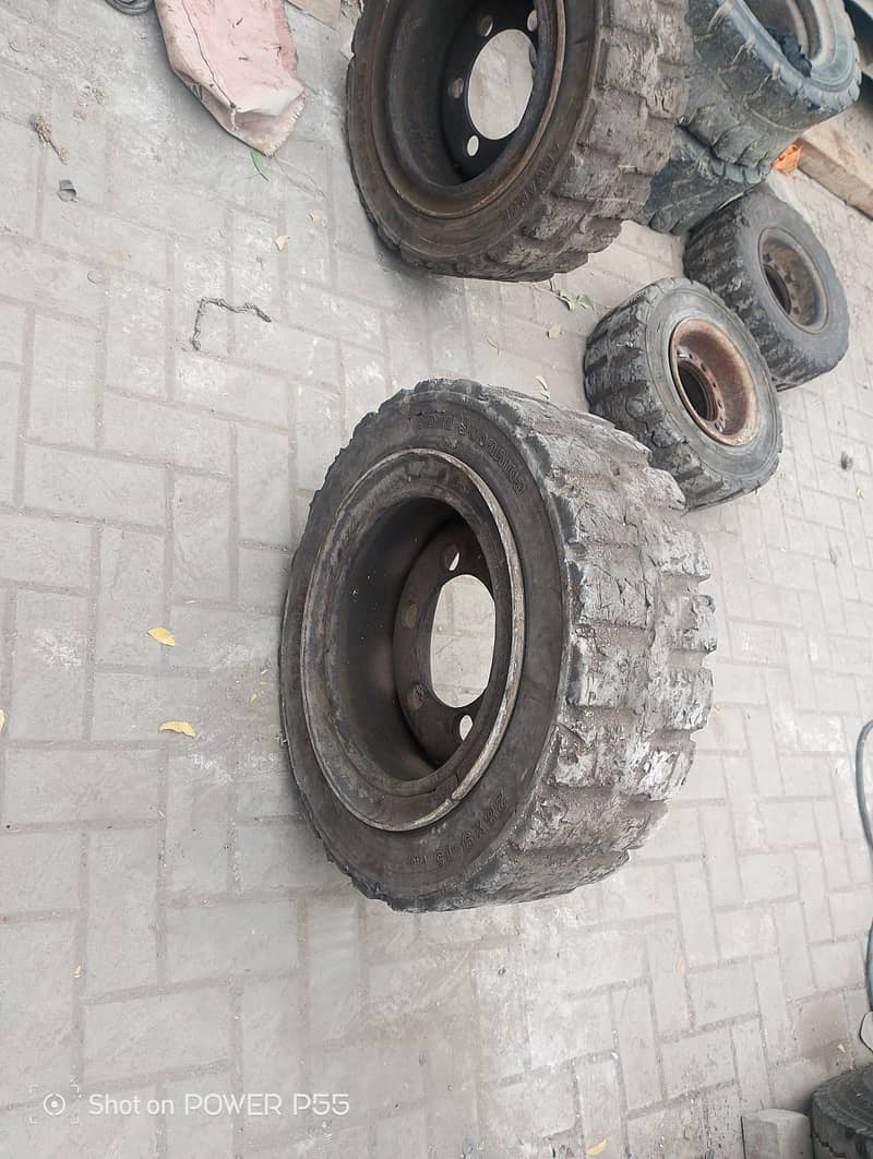 lifter tyre 6