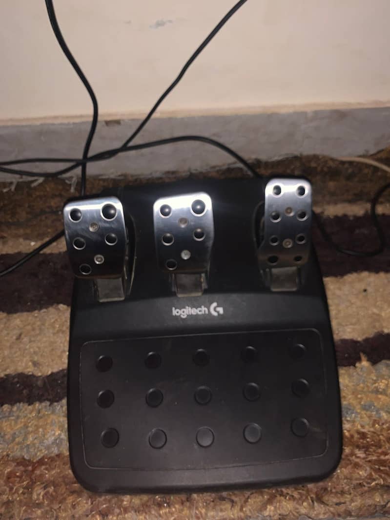 Logitech G920 3