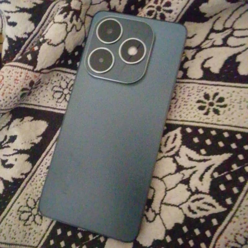 Tecno Spark 20C 1