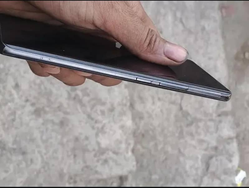 Xiaomi Redmi Note 14 Pro Plus 3