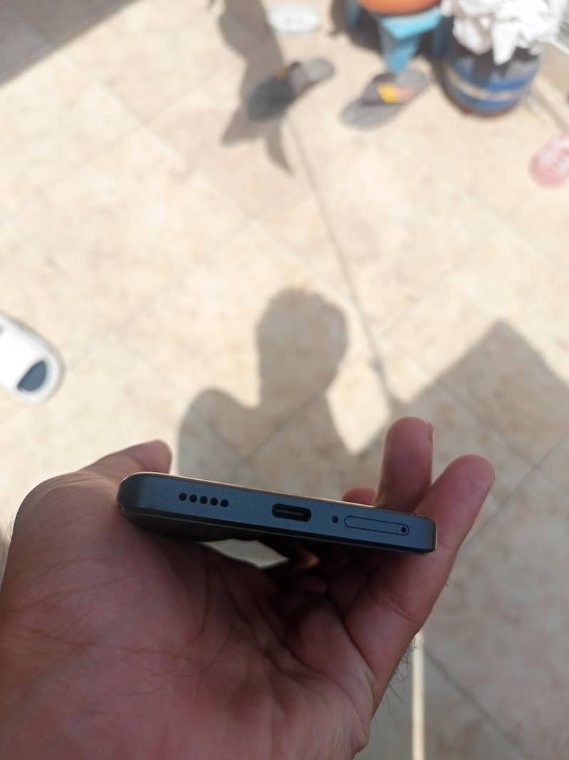 Xiaomi Redmi Note 13 Pro Plus 6