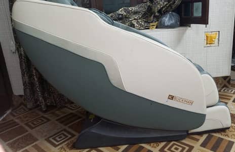 JCbuckman Full body Massage Chair .