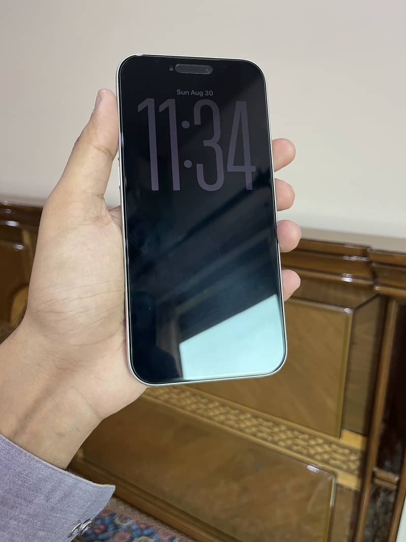 iPhone 17 Pro Max JV 6