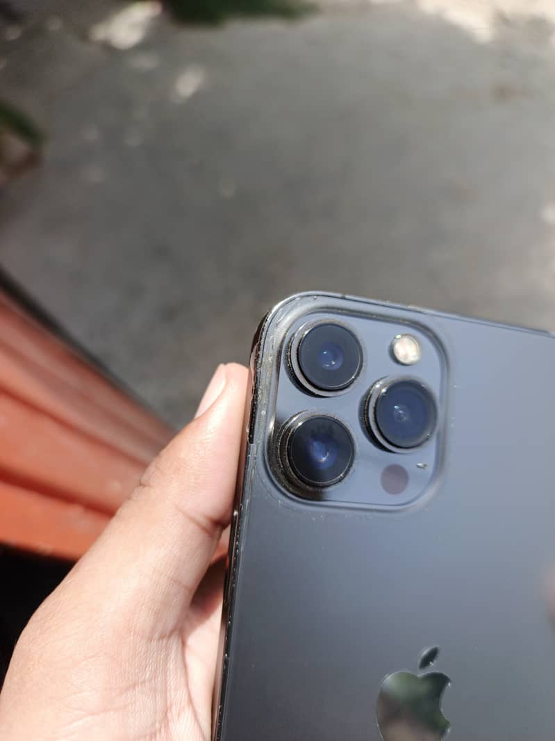 Apple iPhone 13 Pro Max 6