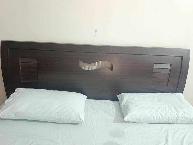 Double Bed - King Size 2