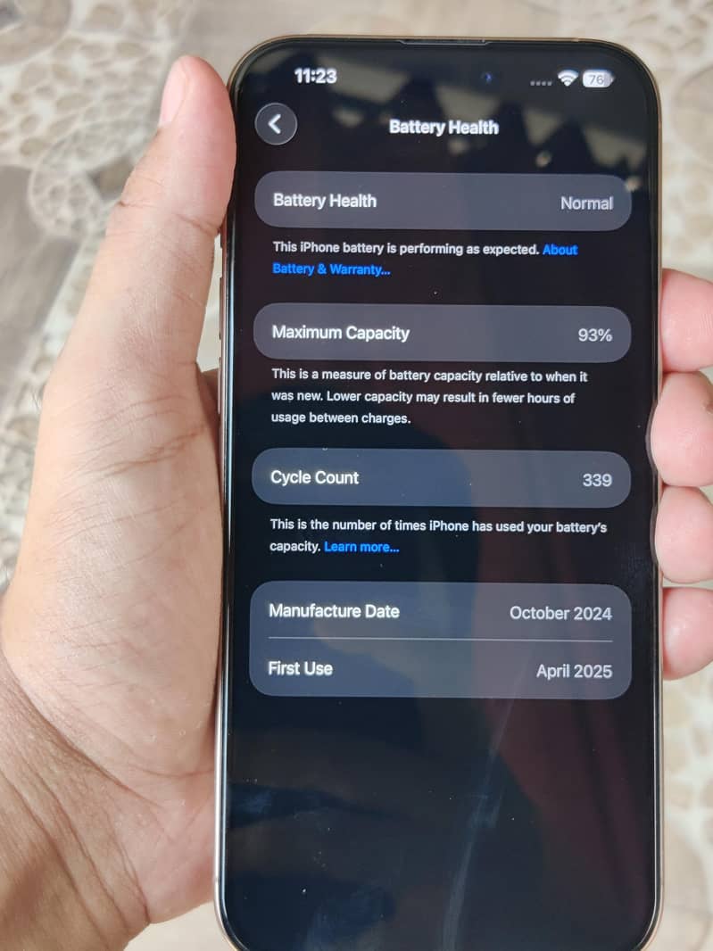 Apple iPhone 16 Pro Max 1