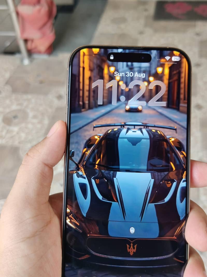 Apple iPhone 16 Pro Max 3