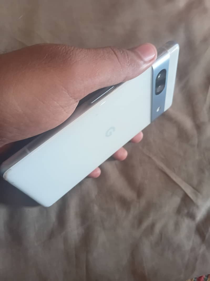 Google Pixel 7a 0