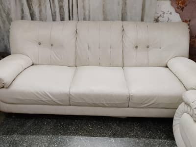 Beautiful 6 Seater Sofa Set – Quality Wood | Poshesh Needed