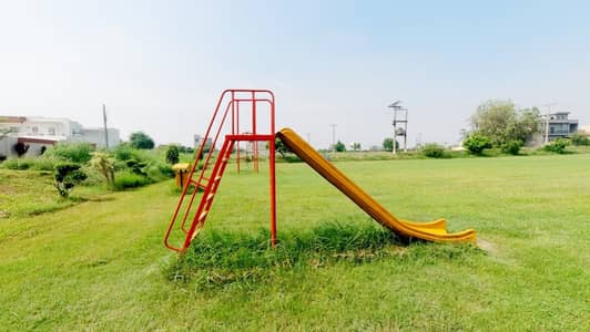 1 KANAL RESIDENTIAL PLOT FOR SALE IN BLOCK C1