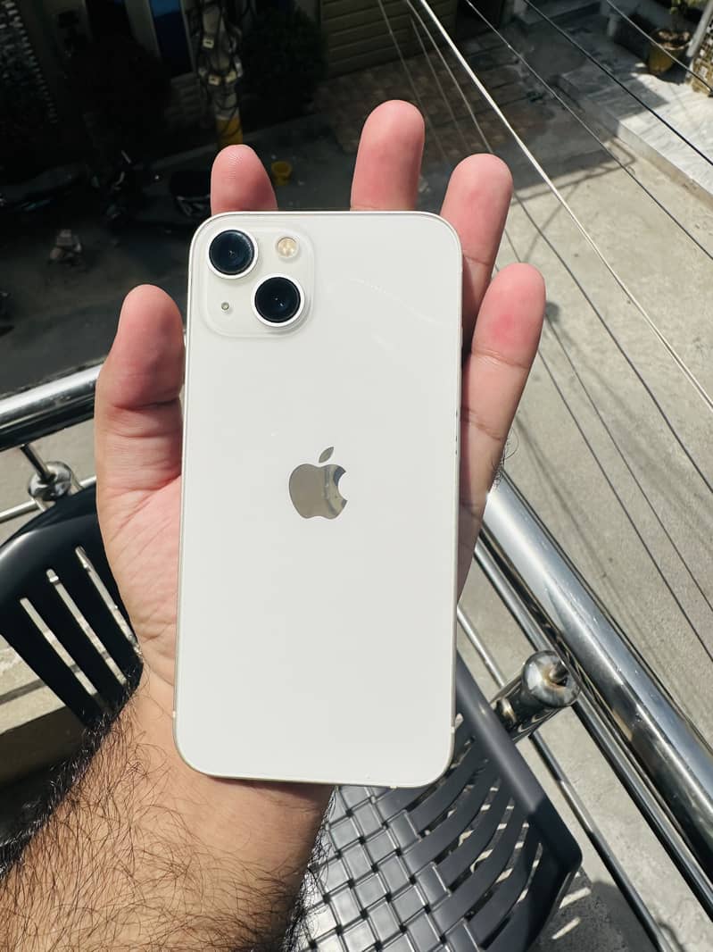 Apple iPhone 13 2