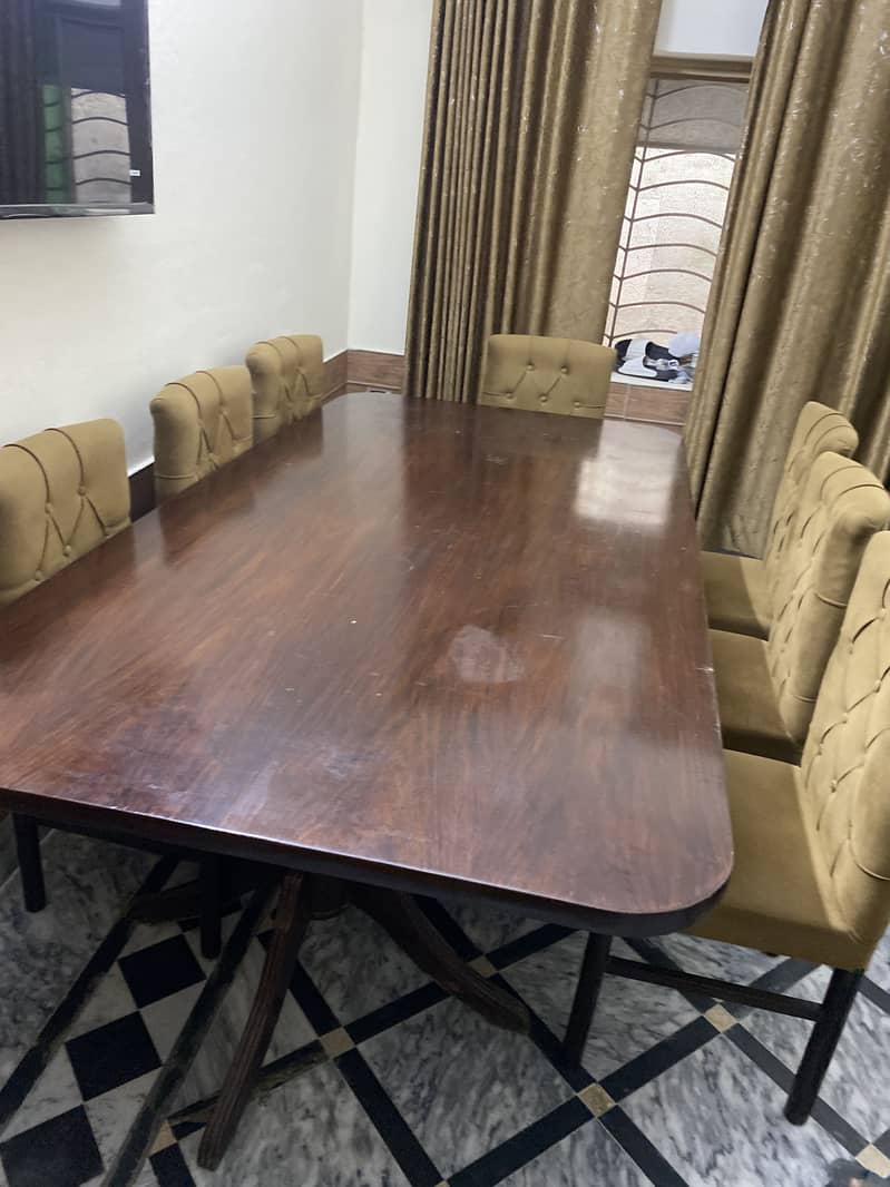 8-Person Wooden Dining Table with 8 Cushioned Chairs – Great Condition 1