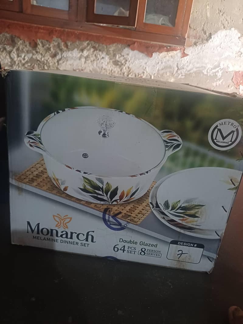 Monarch melamine Dinner sets 2