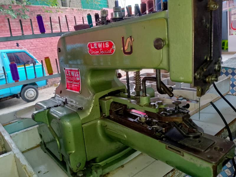 Button sewing machine/ بٹن لگانے کی مشین 3