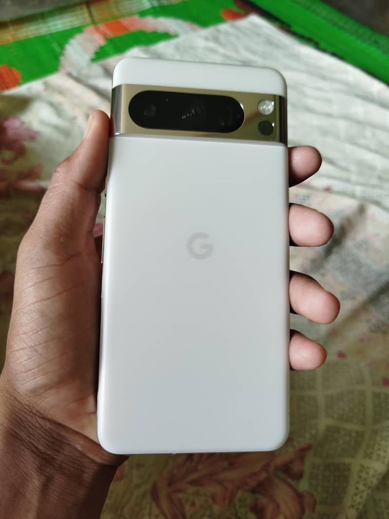Google Pixel 8 Pro 0