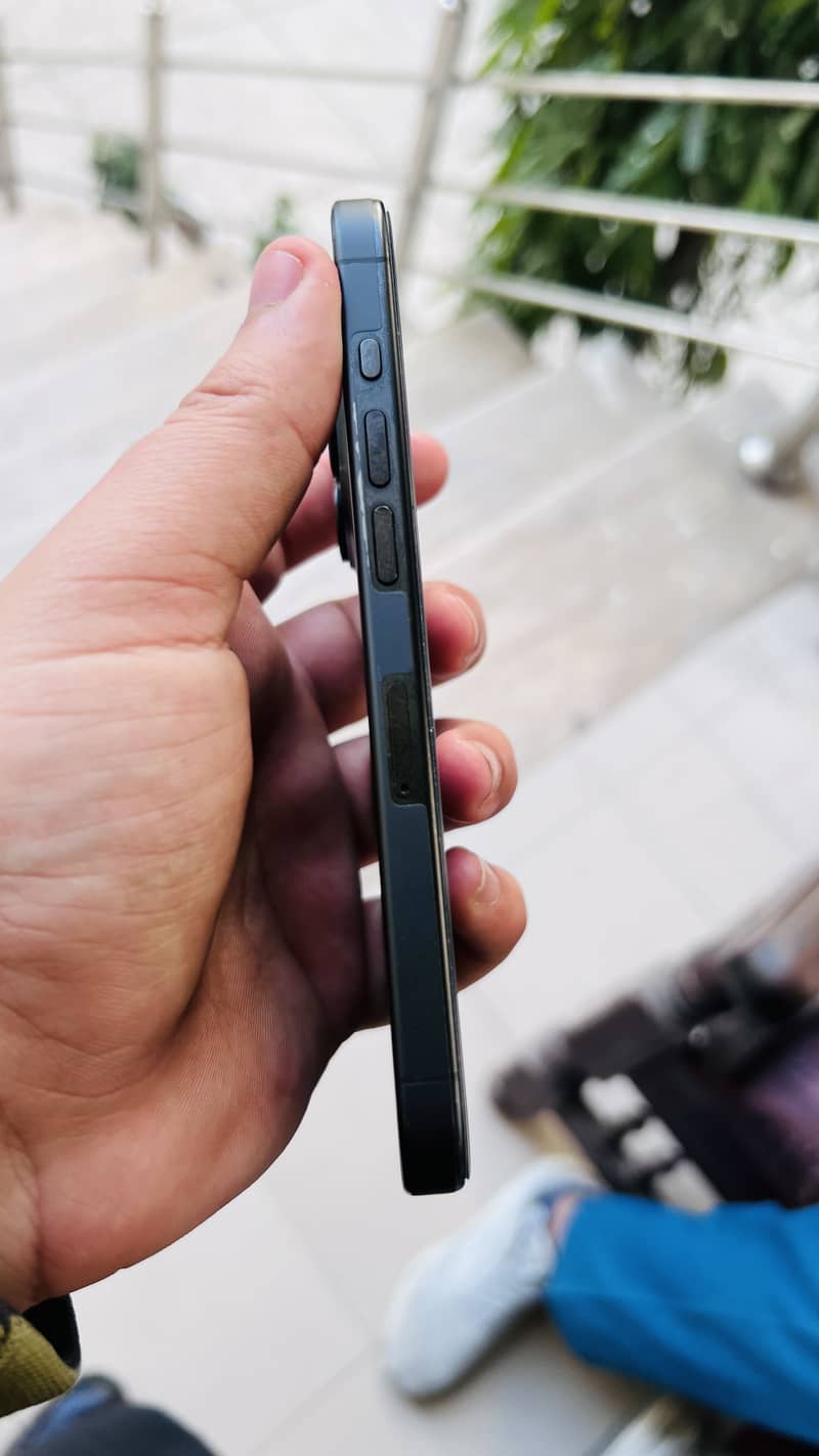 Apple iPhone 15 Pro 5