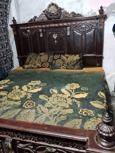 Chinioti bed/Dressing/Side tables