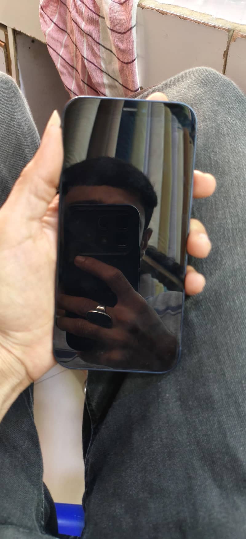 Apple iPhone 12 3