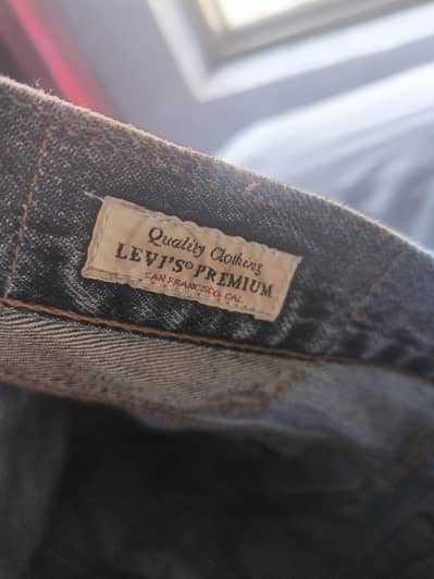 LEVI's export quality jeans pent all size available