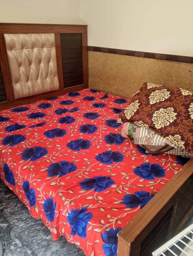 double bed 0