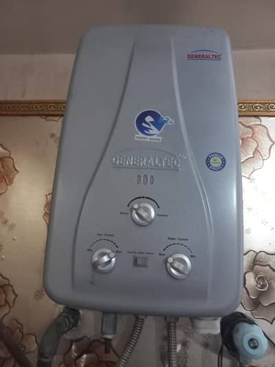 Geyser all OK new condition total new hai one month use howa