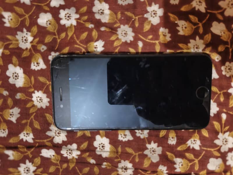 Apple iPhone 7 2