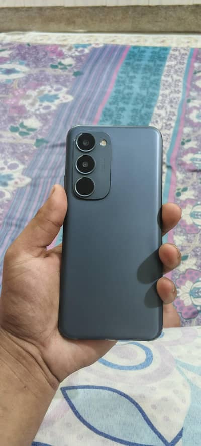 Tecno spark 40 pro plus 8/256  7 months officiall warranty