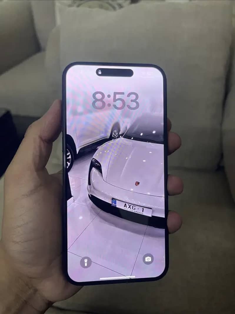 Apple iPhone 15 Pro Max 2
