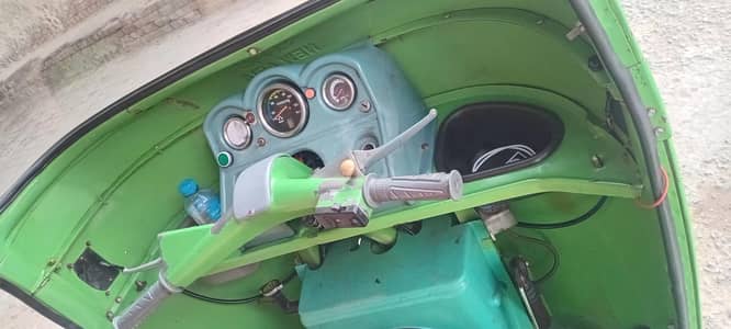 auto rickshaw