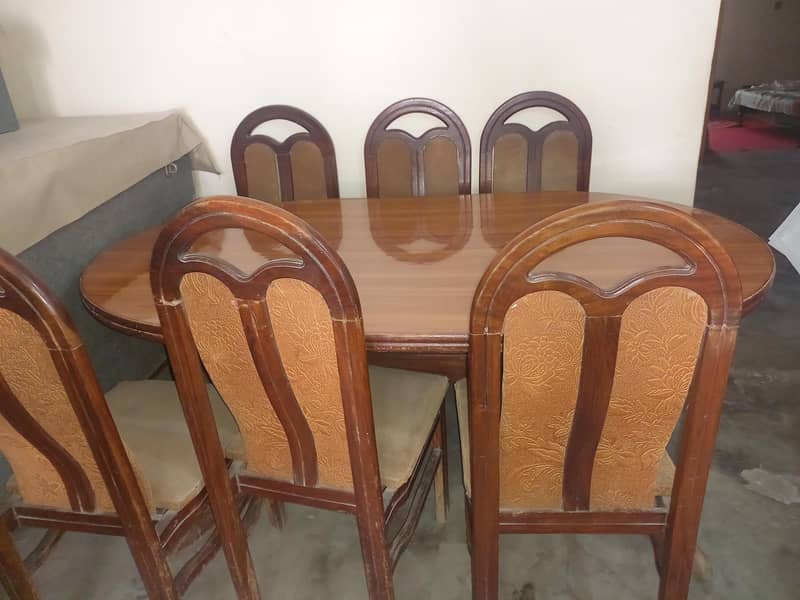 dining table and chairs 0