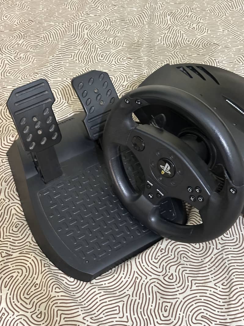 Steering wheel Thrustmaster Thunder T80 1