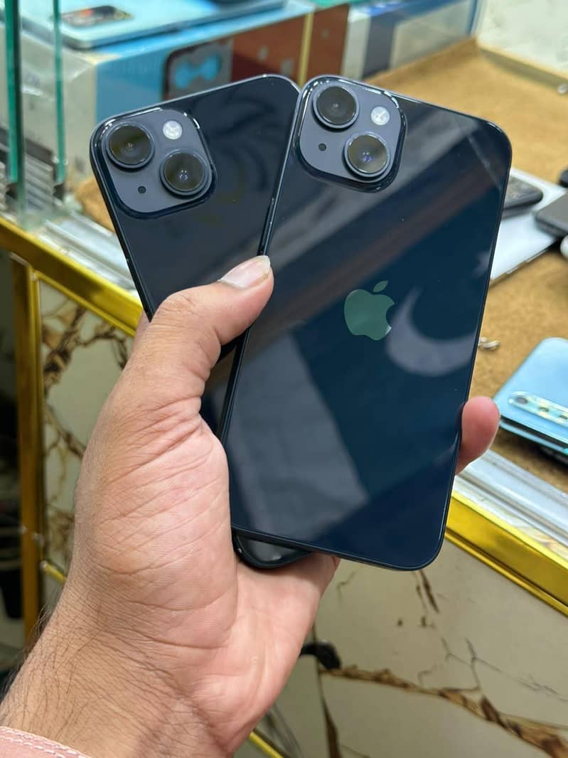 Apple iPhone 13 3