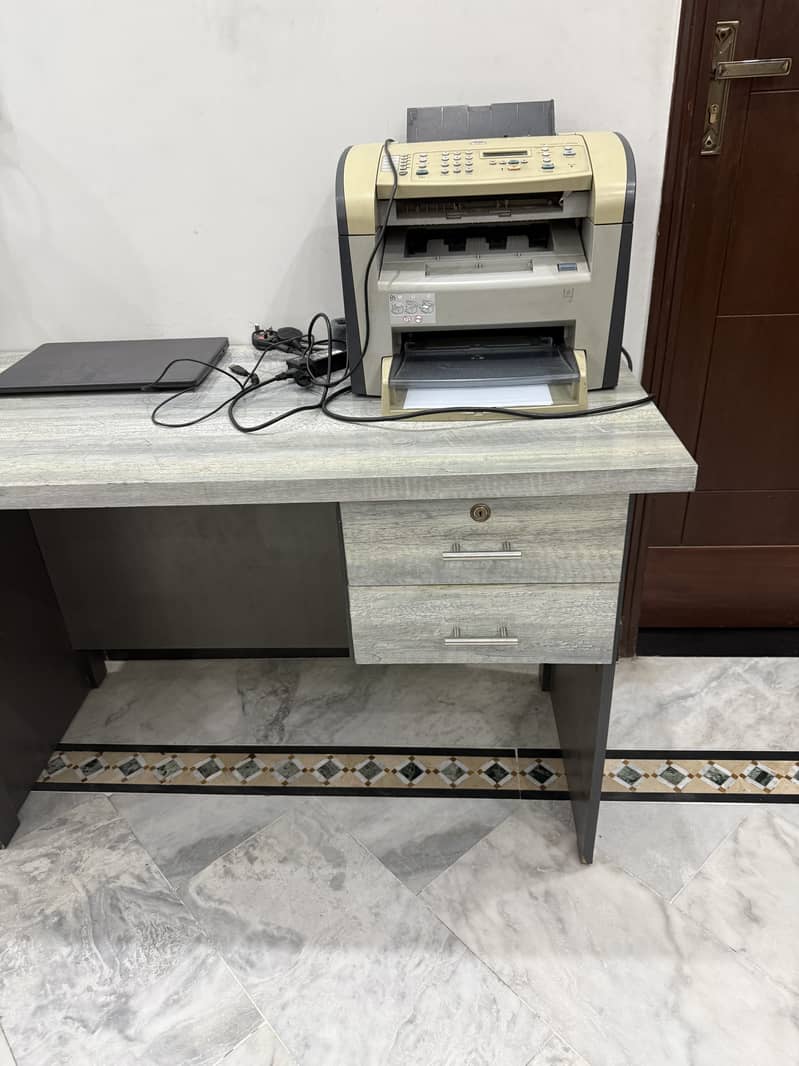 Computer Table 3