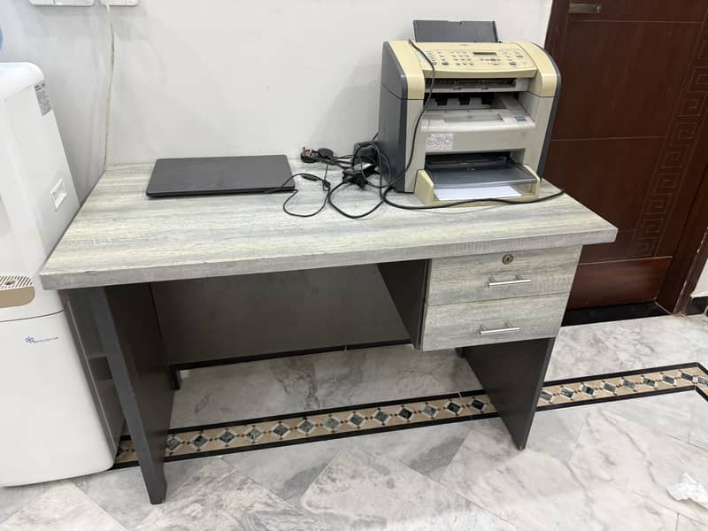 Computer Table 7