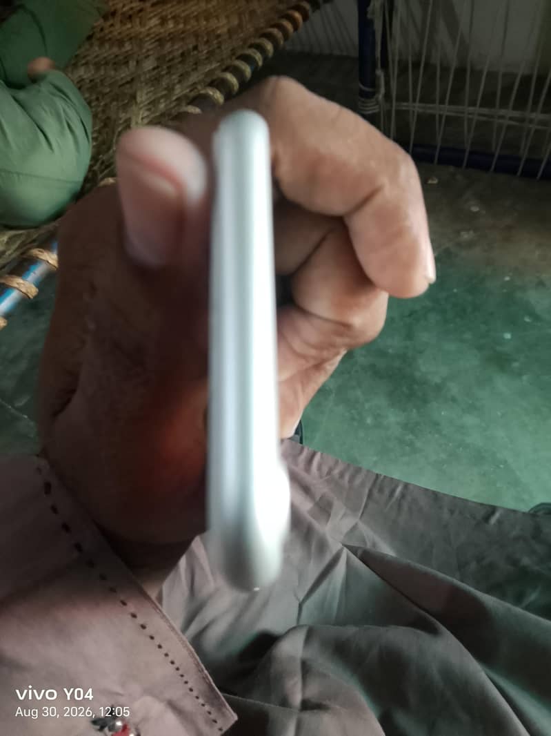 Apple iPhone 7 4