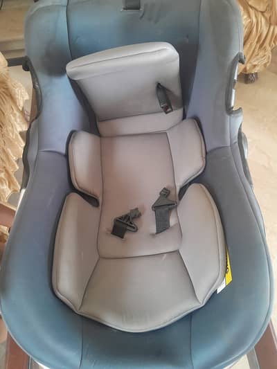 Baby car seat/baby carrier