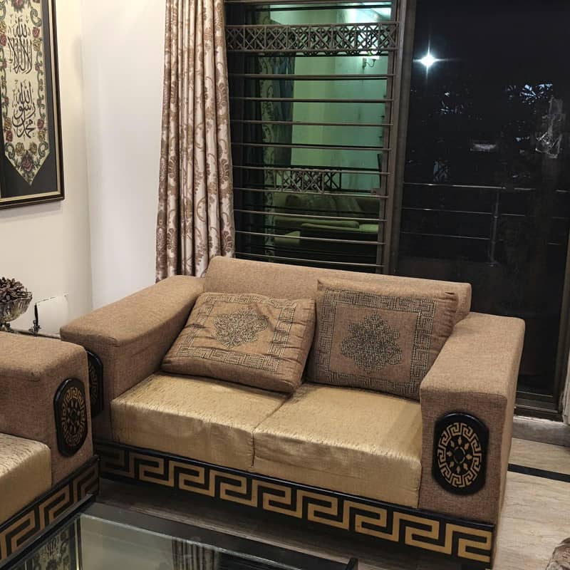 6 seater sofa set with table 3
