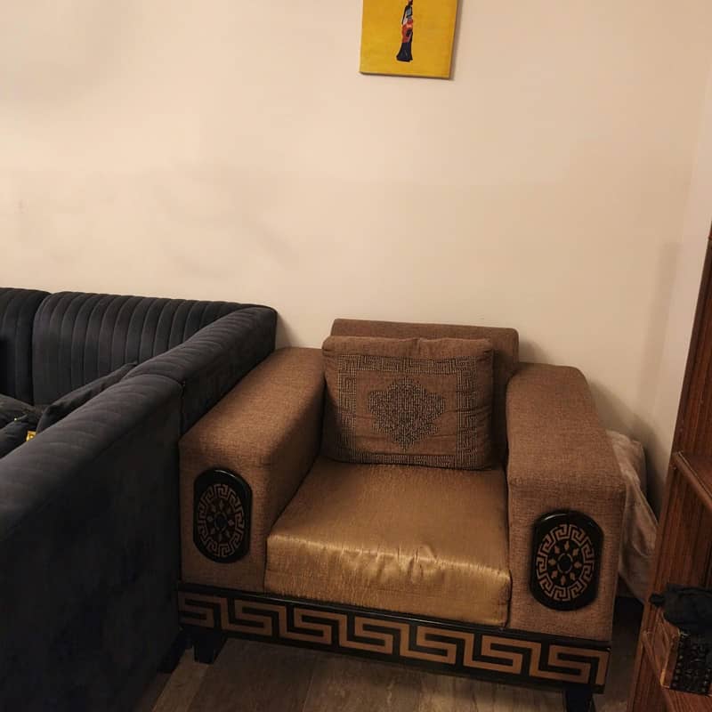 6 seater sofa set with table 5