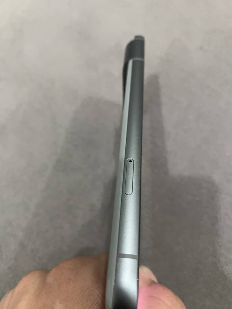 Google Pixel 8 1