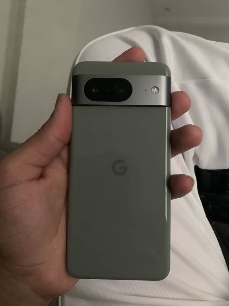Google Pixel 8 3