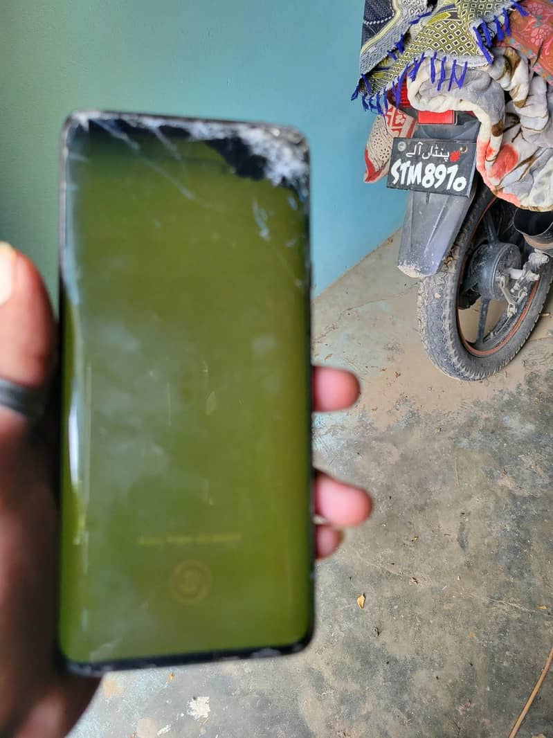 One Plus 7 Pro 4