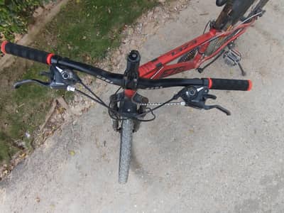 Ezel company with gears and suspension