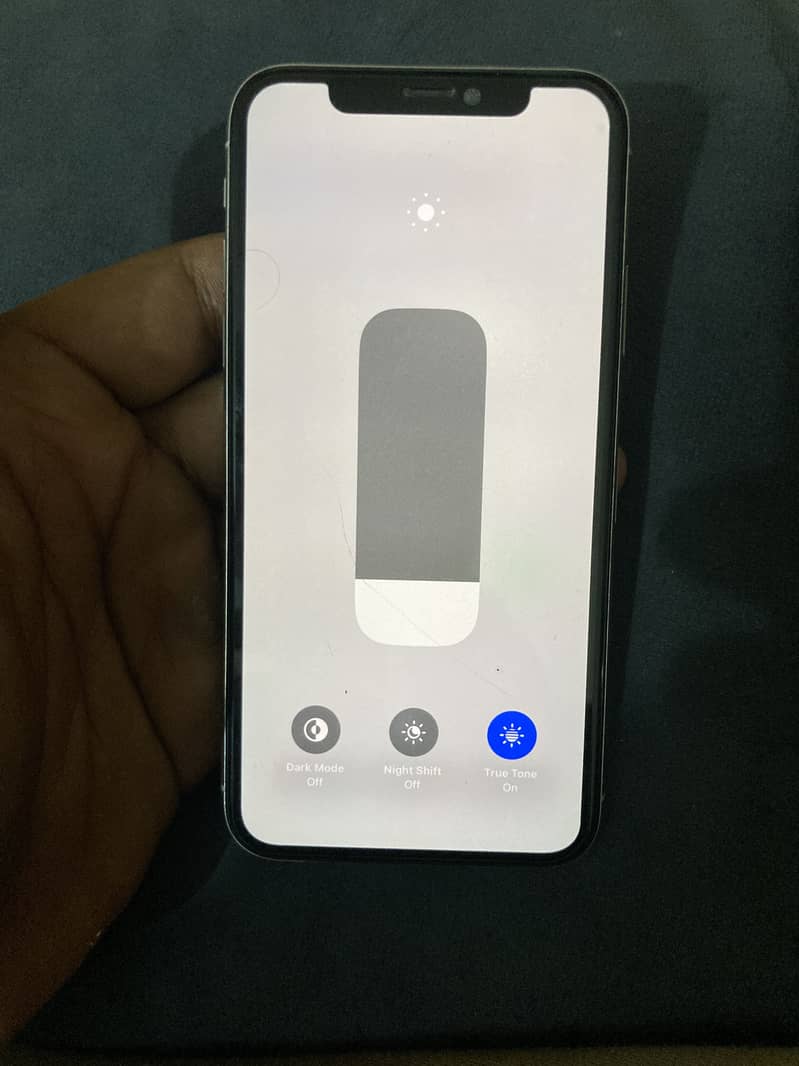 Apple iPhone X 3