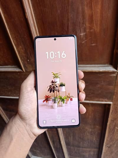 Tecno CAMON 20 Pro_ full box 9/10_ 8-256gb_ lodhran location