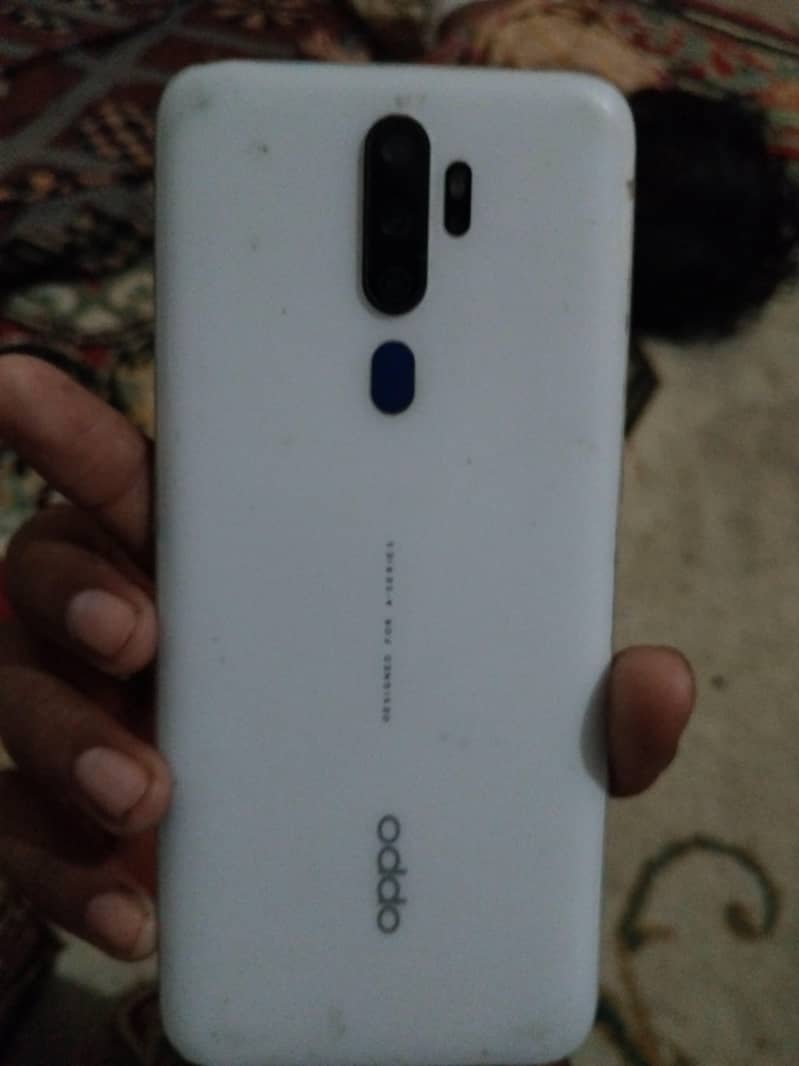 OPPO A9 0