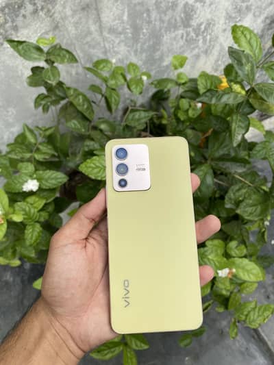 Vivo V23