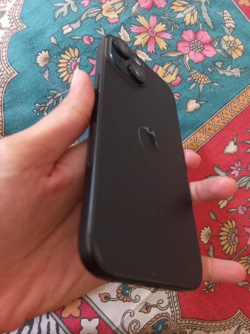 Apple iPhone 15 1