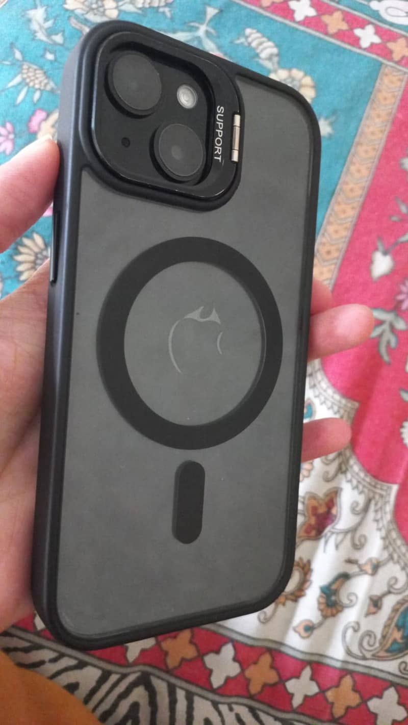 Apple iPhone 15 3
